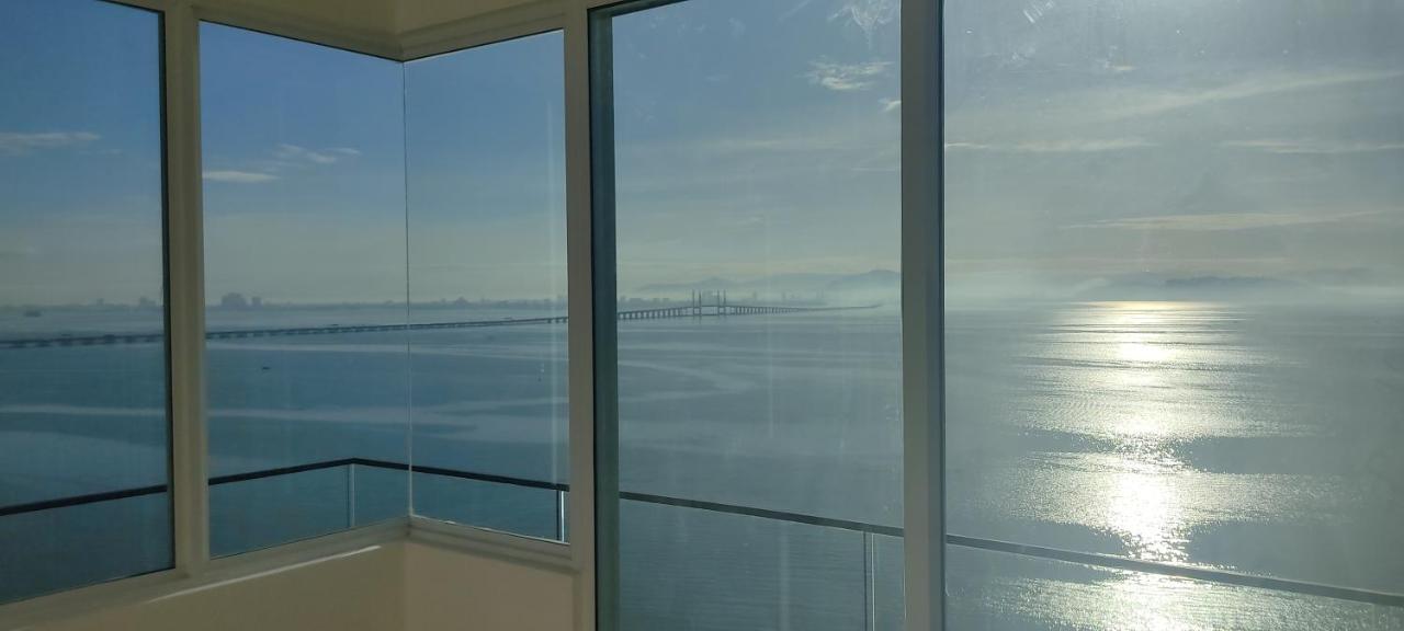 Infinite Seaview With Penang Bridge Suite With Sunrise Up To 11 Person Bayan Lepas Exterior foto
